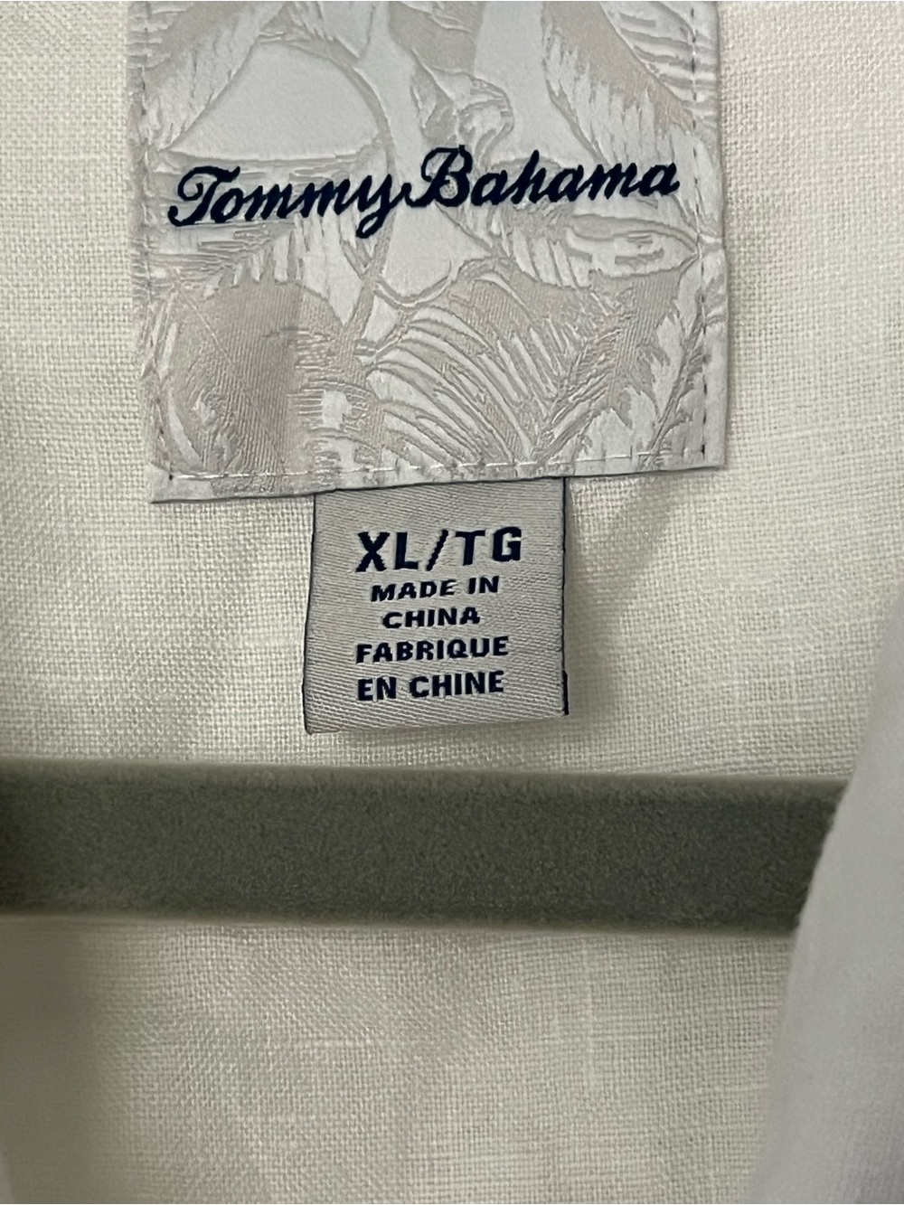 Tommy Bahama linen light weight jacket. - Picture 3 of 5
